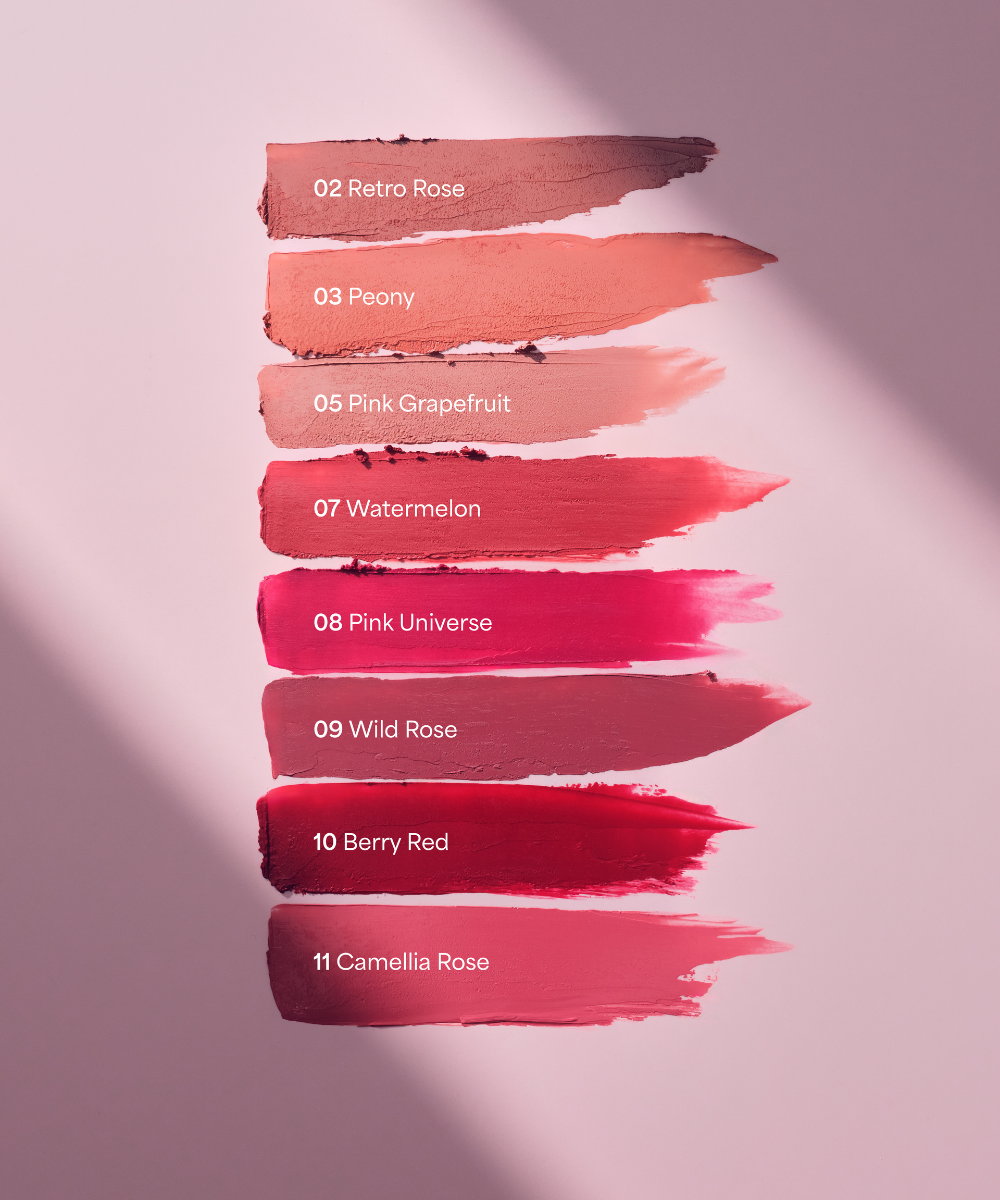 lavera Cream Glow Lipstick -Pink Grapefruit 05- during application