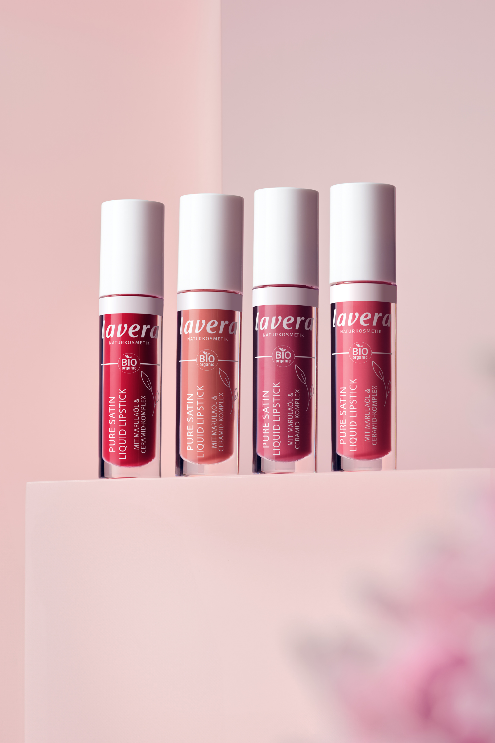lavera Pure Satin Liquid Lipstick -Poppy Red 01-