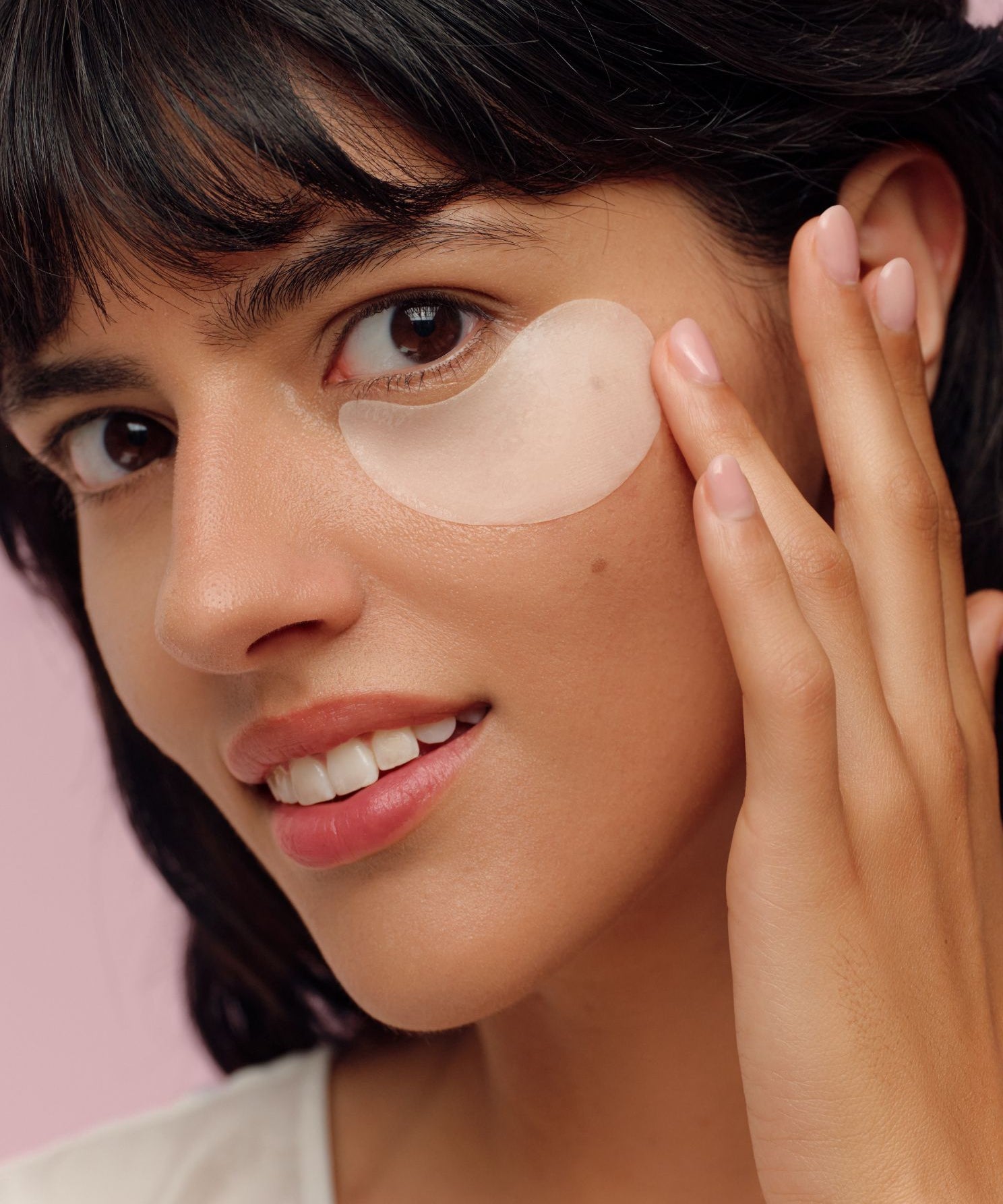 lavera Eye Patches Calm & Refresh during application