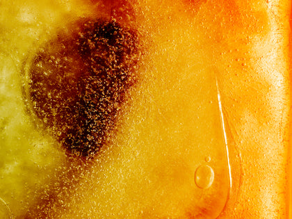 Peach kernel oil