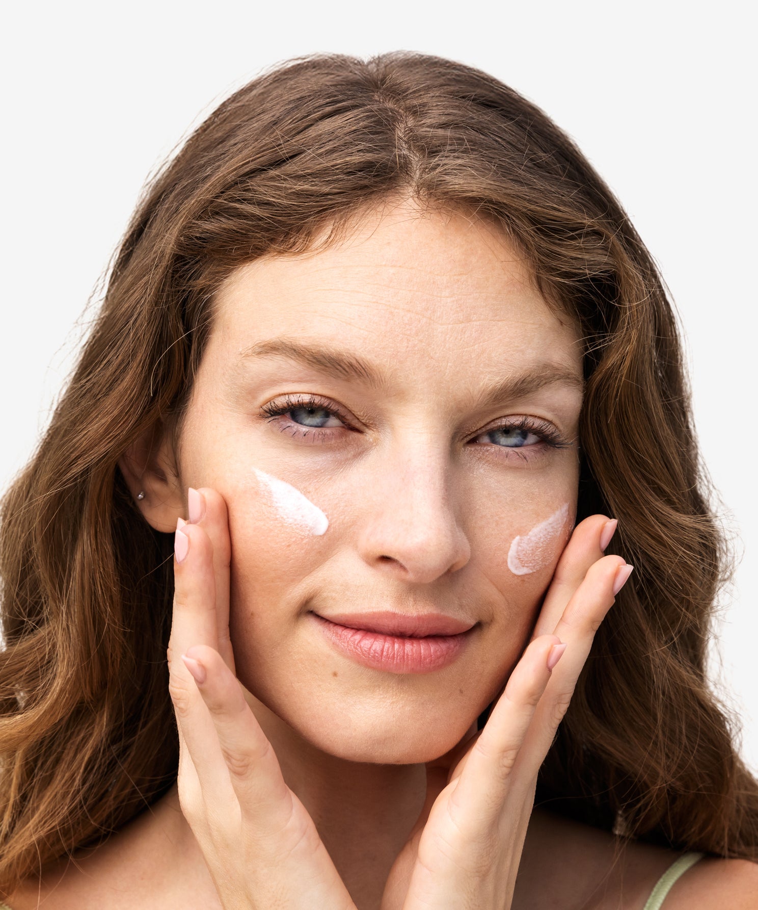lavera Barrier Balance Day cream during application